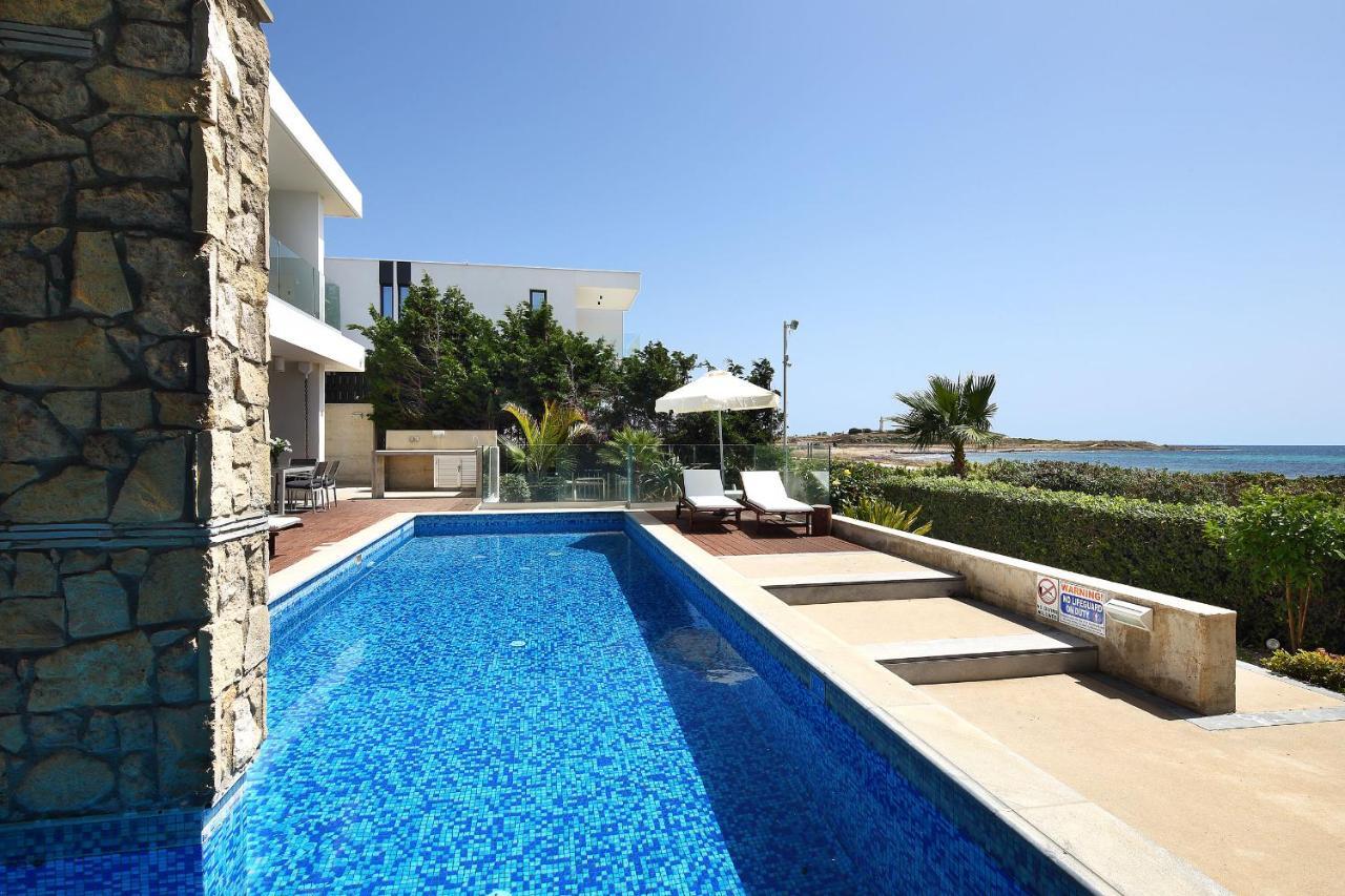Paradise Cove Luxurious Beach Villas Пафос Екстериор снимка