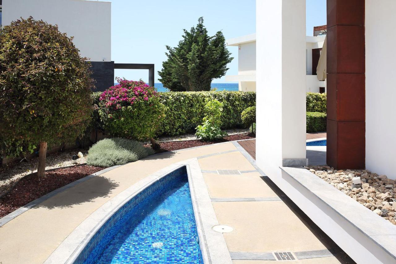 Paradise Cove Luxurious Beach Villas Пафос Екстериор снимка