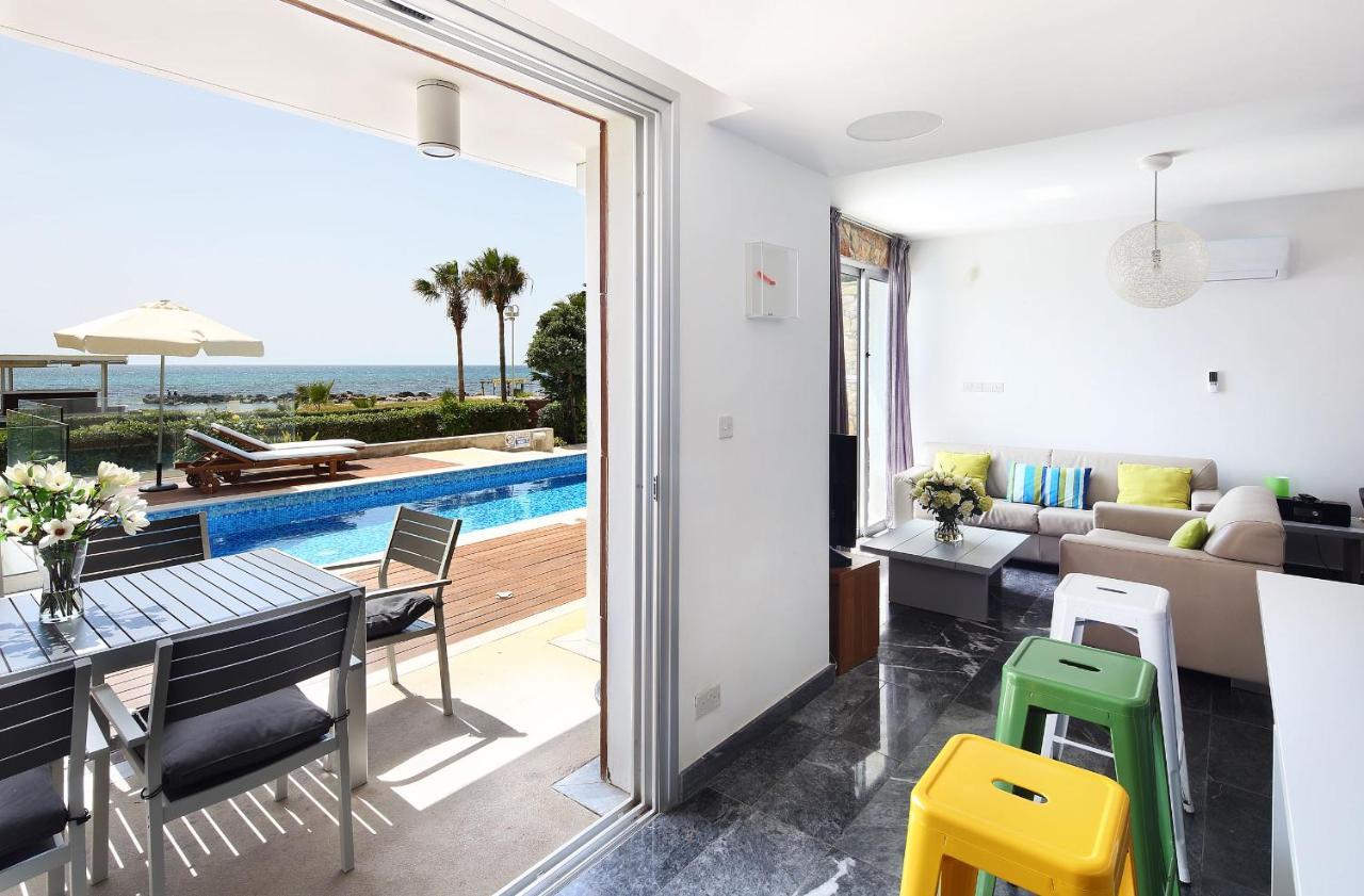 Paradise Cove Luxurious Beach Villas Пафос Екстериор снимка