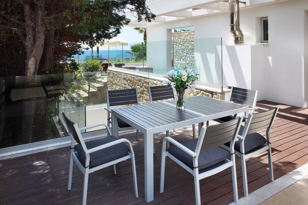Paradise Cove Luxurious Beach Villas Пафос Екстериор снимка