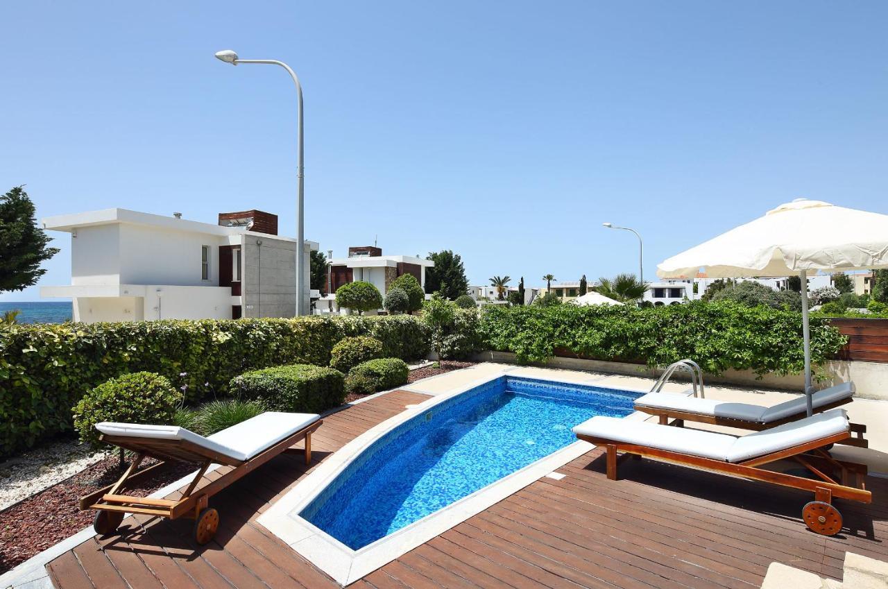 Paradise Cove Luxurious Beach Villas Пафос Екстериор снимка