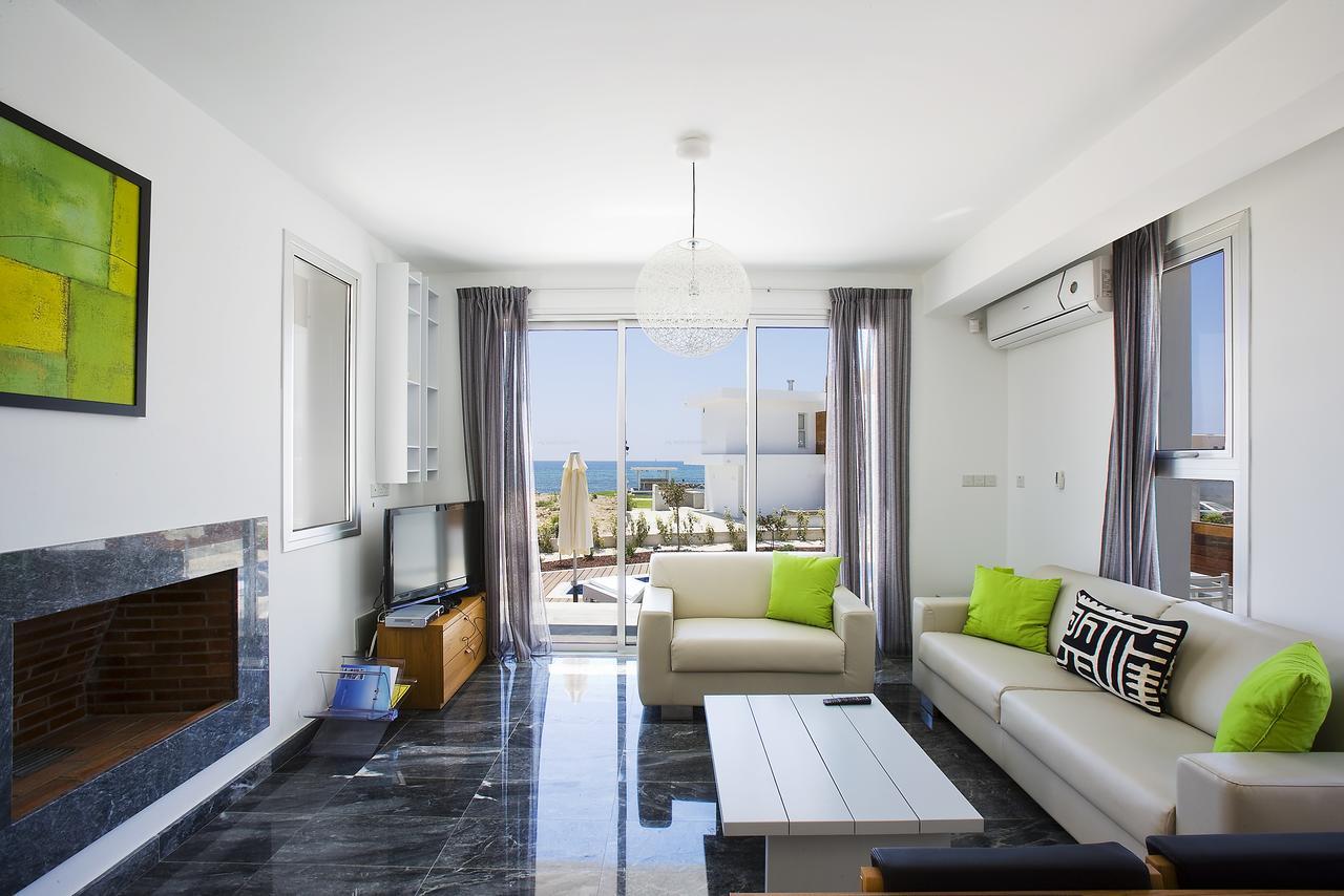Paradise Cove Luxurious Beach Villas Пафос Екстериор снимка