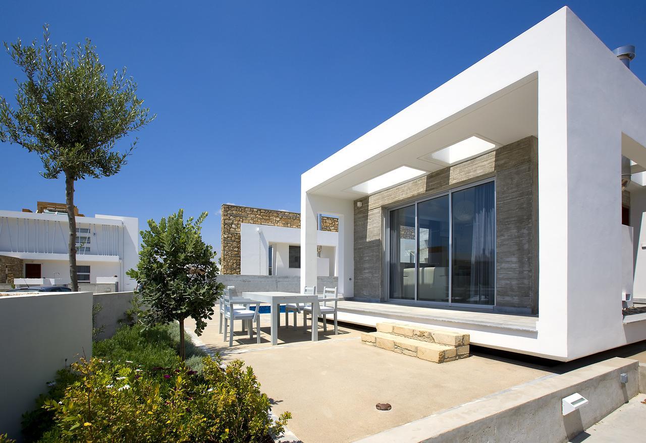Paradise Cove Luxurious Beach Villas Пафос Екстериор снимка